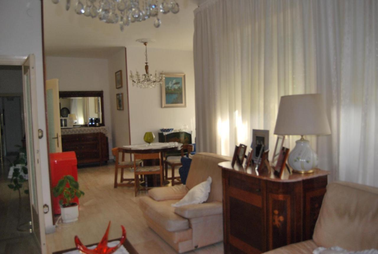 A Casa Di Lidia B&B Gaeta Eksteriør billede