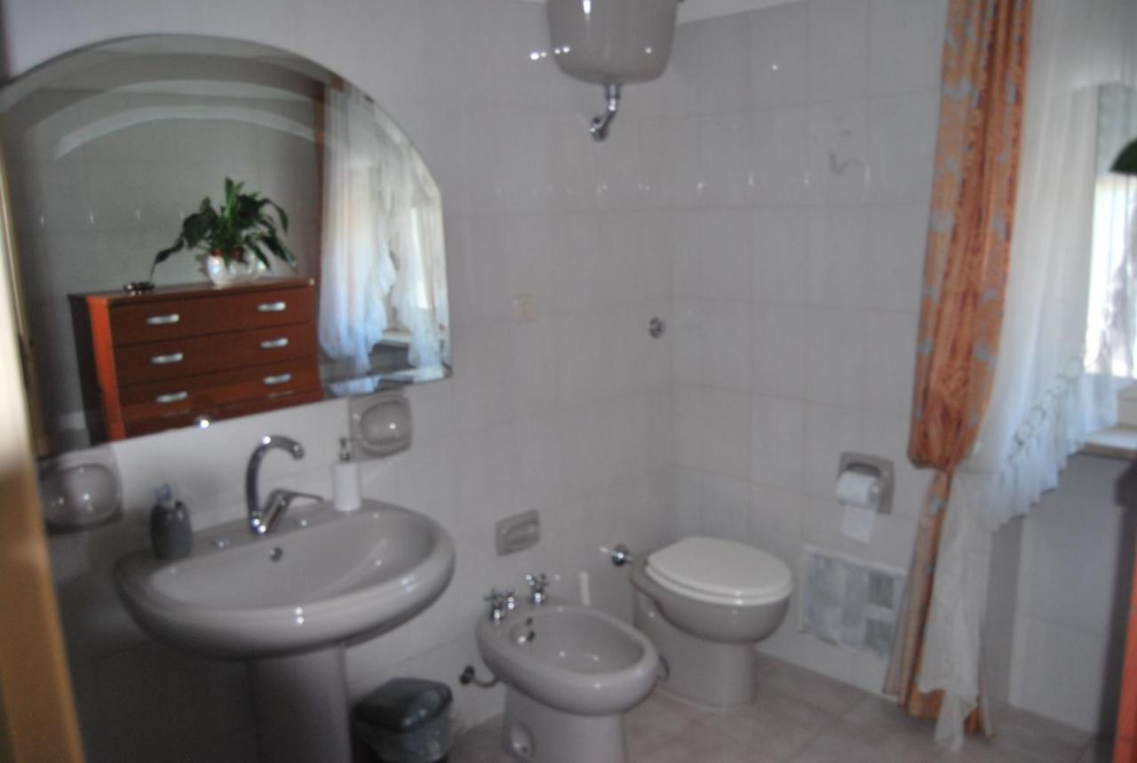 A Casa Di Lidia B&B Gaeta Eksteriør billede